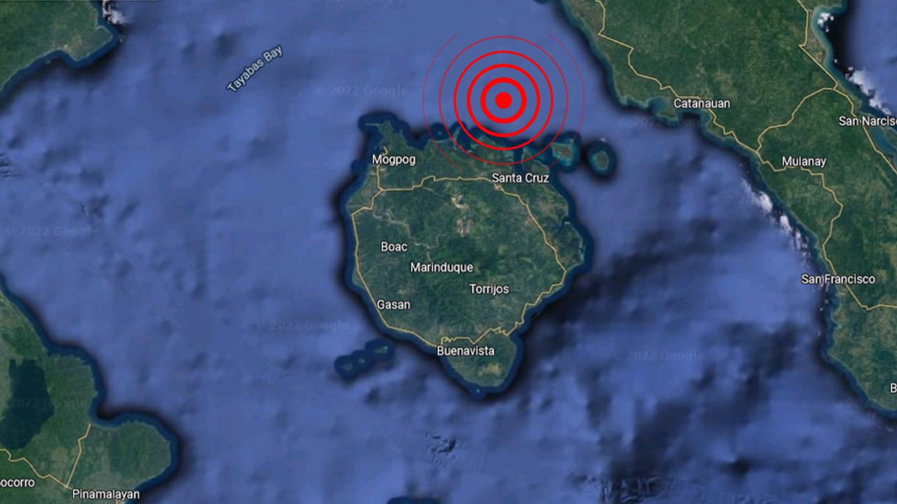 SANTA CRUZ, Marinduque -- Isang 1.9 magnitude na lindol ang tumama sa bayan ng Santa Cruz ngayong madaling araw, Nobyembre 14 batay sa Philippine Institute of Volcanology and Seismology o Phivolcs.